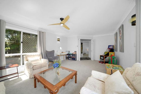 Family Escape Serene Oasis With Pool And AC - Holiday Adelaide 4