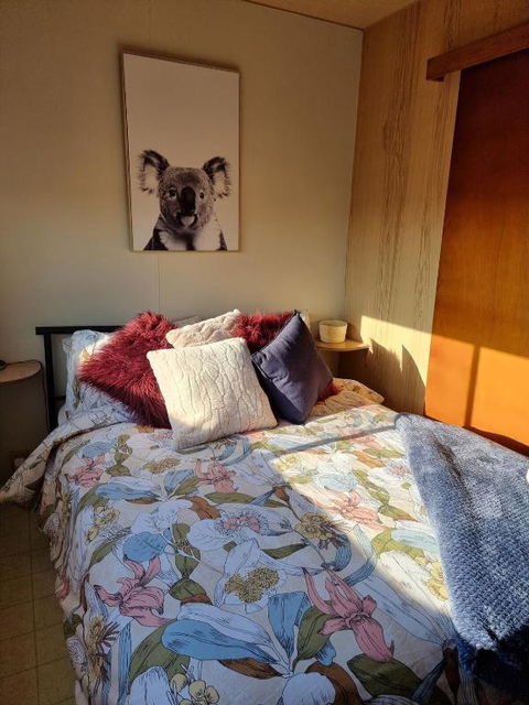 Farmstay - Holiday Adelaide 2