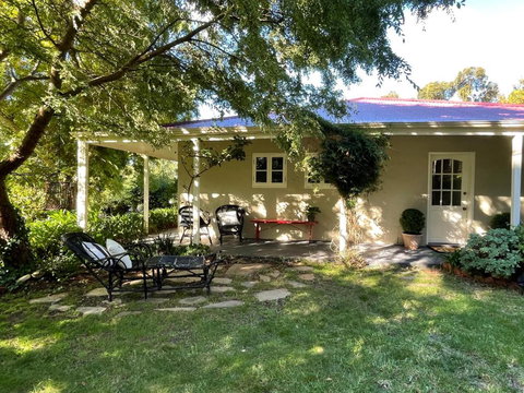 Fleetwood Cottage Bed And Breakfast - Holiday Adelaide 2