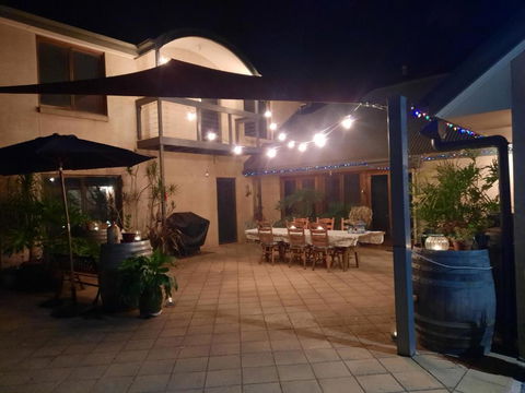 Frogmouth Hollow - Holiday Adelaide 3