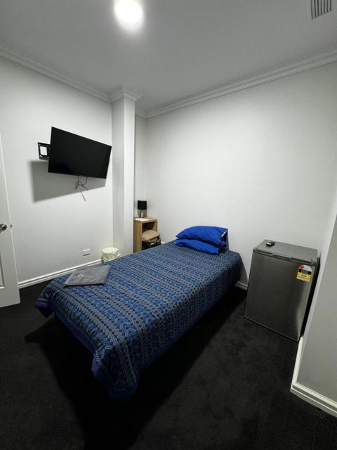 GHK - Grand Hotel Kalgoorlie - Holiday Adelaide 1