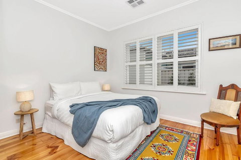 Gladstone Gardens - Family Comfort In North Brighton - Holiday Adelaide 1