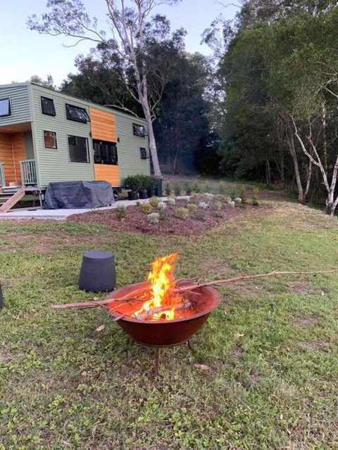 Gorgeous 2 Bedroom Tiny House Noosa Hinterland - Holiday Adelaide 0