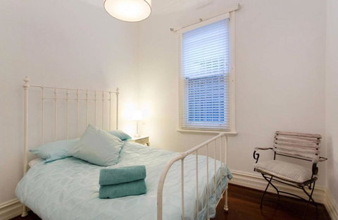 Gorgeous Subiaco Cottage - Holiday Adelaide 4