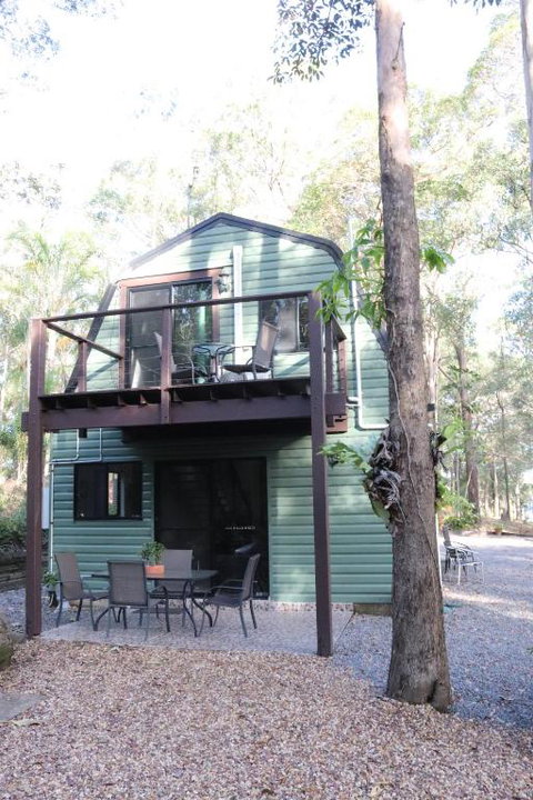 GREEN TREES CHALET Australia Zoo Close By - Holiday Adelaide 1