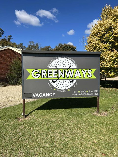 Greenways Holiday Units - Holiday Adelaide 0