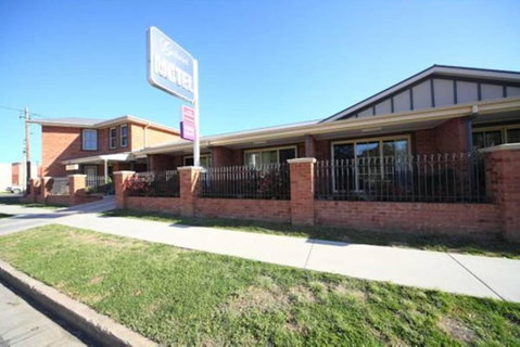 Gundagai Gabriel Motor Inn - Holiday Adelaide 2