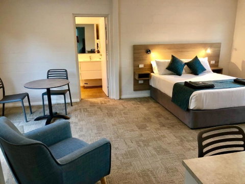 Gundagai Tourist Suites - Holiday Adelaide 2