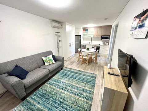 H2O Holiday Apartments - Unit 4 - Holiday Adelaide 1