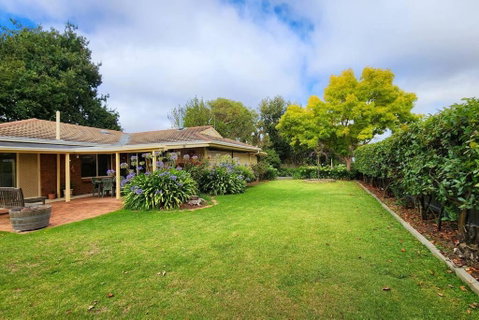 Hahndorf Home, Walk To Main St, Sleeps 8 - Holiday Adelaide 2