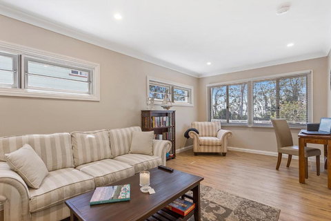 Hamptons At The Bay - Holiday Adelaide 2