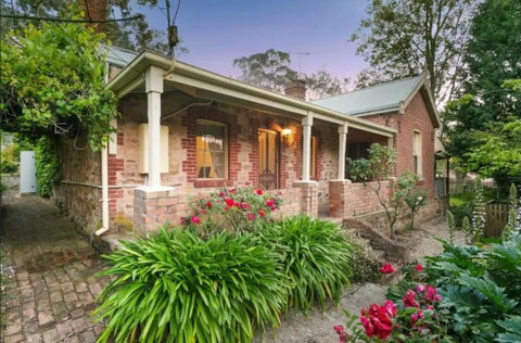 Hamptons Historic Guest House - Holiday Adelaide 0