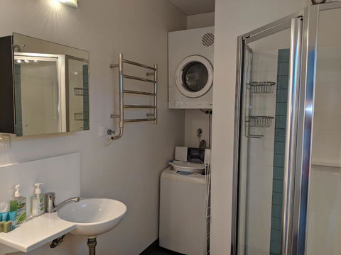 Hanover Bay Apartments - Holiday Adelaide 2