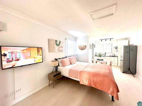 Happy Studio In NewCastle - Holiday Adelaide 0