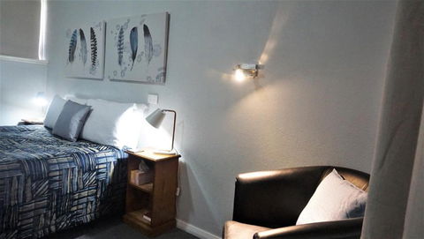 Harden Country Motel - Holiday Adelaide 1