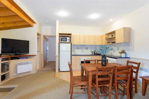 HAY SHED Chalet, Alpine-getaways - Holiday Adelaide 1