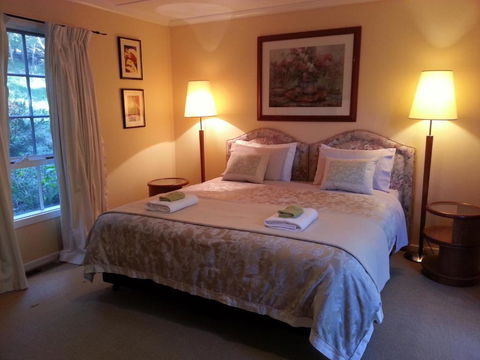 HEALESVILLE GETAWAY - Holiday Adelaide 3