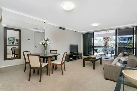 HERB1-Tastefully Furnished & Designed St Leonards - Holiday Adelaide 0