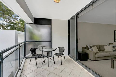 HERB1-Tastefully Furnished & Designed St Leonards - Holiday Adelaide 2