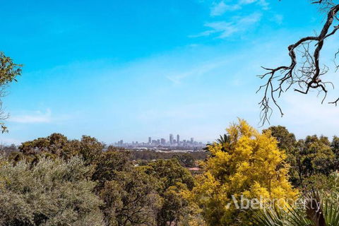 Historical Cottage In The Hills - Holiday Adelaide 2