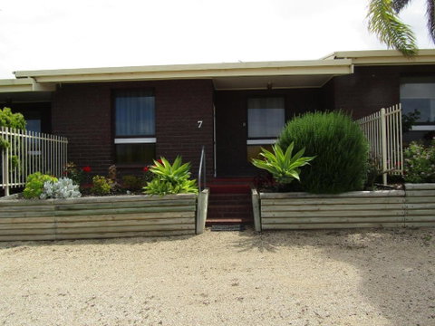Holiday Retreat - Holiday Adelaide 0