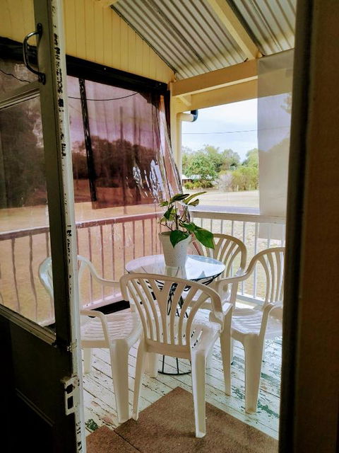 Home At The Beach In Ingham - Holiday Adelaide 0