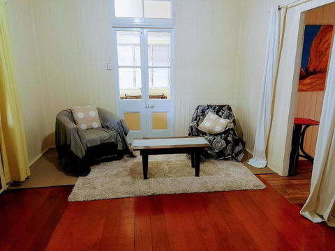 Home At The Beach In Ingham - Holiday Adelaide 3