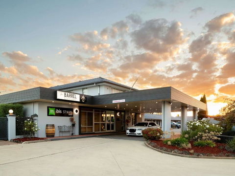 Ibis Styles Orange - Holiday Adelaide 0