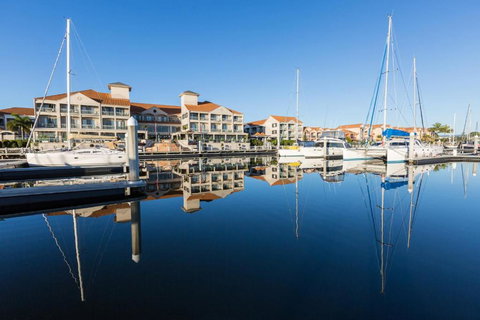 Hope Harbour Hotel - Holiday Adelaide 1