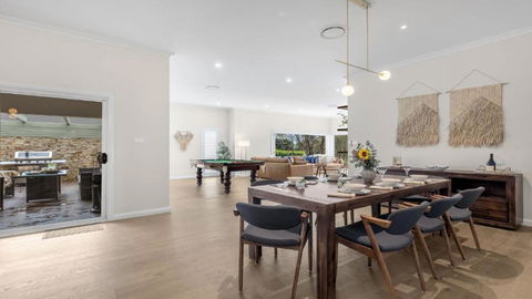 Hunter Retreat - The Vintage - Holiday Adelaide 0