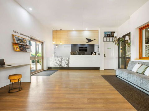 Ibis Styles Karratha - Holiday Adelaide 1