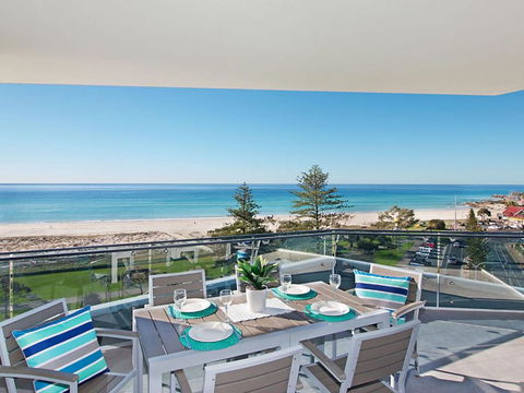 Iconic Apartments 704 - Holiday Adelaide 0