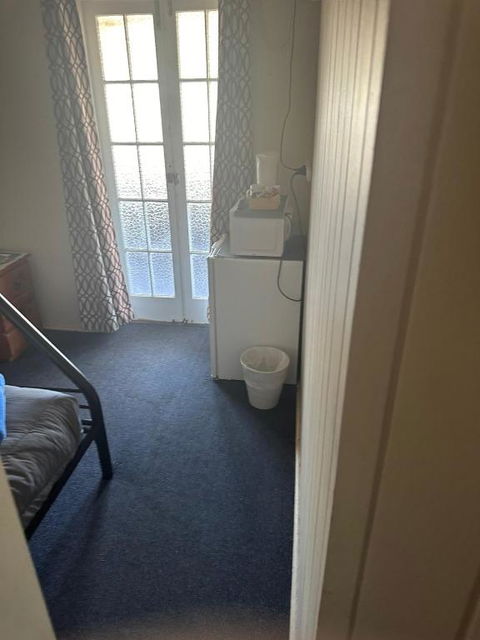 Hotel Metropole Proserpine - Holiday Adelaide 2
