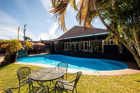 Hotel Settlers - Holiday Adelaide 0