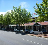 Adelaide Travellers Inn Backpackers Hostel - Holiday Adelaide