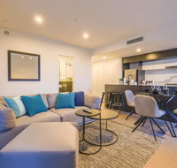 AirTrip Apartments on Cordelia Street - Holiday Adelaide