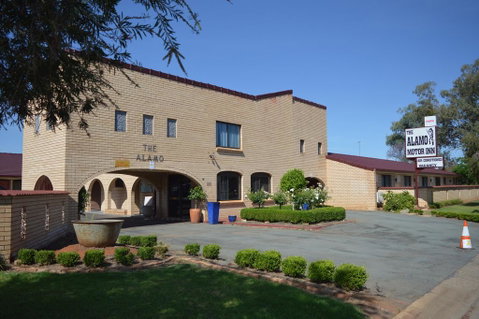 Alamo Motor Inn - Holiday Adelaide 0
