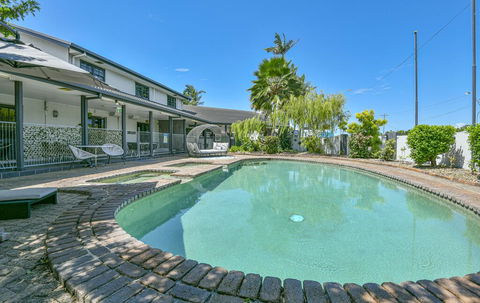 Alara Motor Inn - Holiday Adelaide 0
