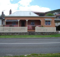 Albany Historic Cottage - Holiday Adelaide