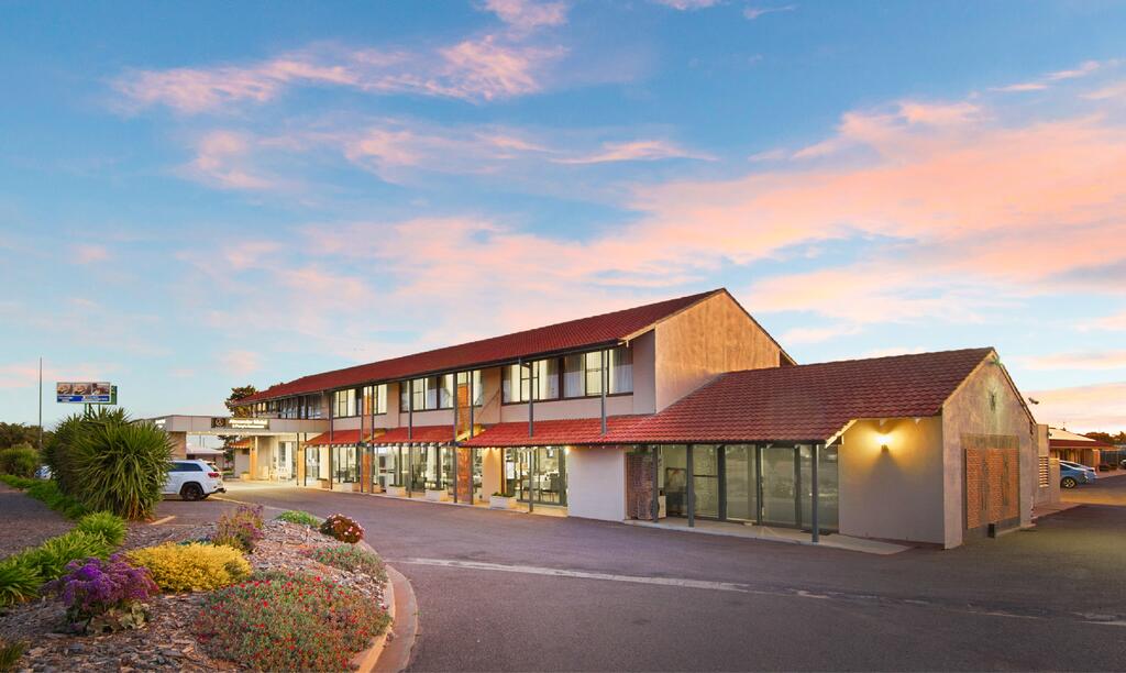 Whyalla SA Holiday Adelaide