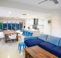 Alexandra Headland Luxury Townhouse - Holiday Adelaide