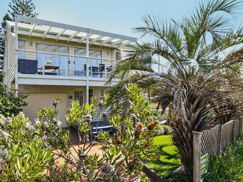 All 2 Heavenly - Holiday Adelaide 1