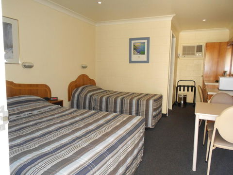 All Seasons Motor Lodge - Holiday Adelaide 2