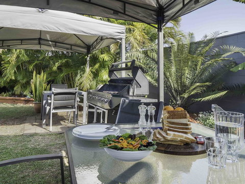 Almare Tourist Motel - Holiday Adelaide 2