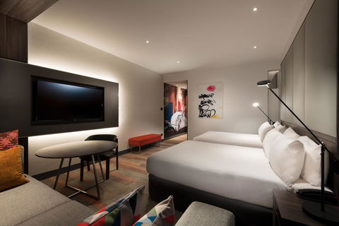 Aloft Perth - Holiday Adelaide 1