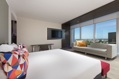 Aloft Perth - Holiday Adelaide 3