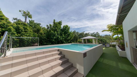 Alpha 8 On Waterson - Airlie Beach - Holiday Adelaide 2