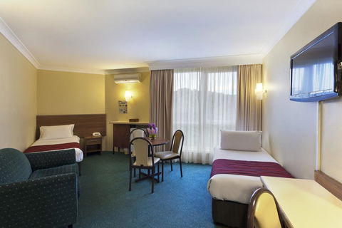 Alpine Motor Inn - Holiday Adelaide 1