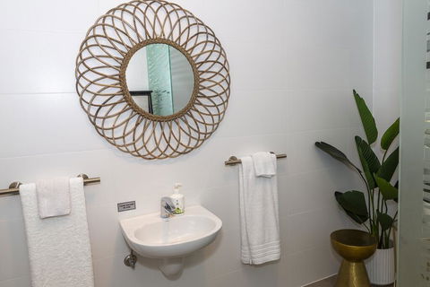 Amazing Grace - Holiday Adelaide 2