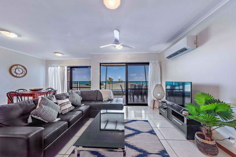 Ambience Of Airlie - Airlie Beach - Holiday Adelaide 0